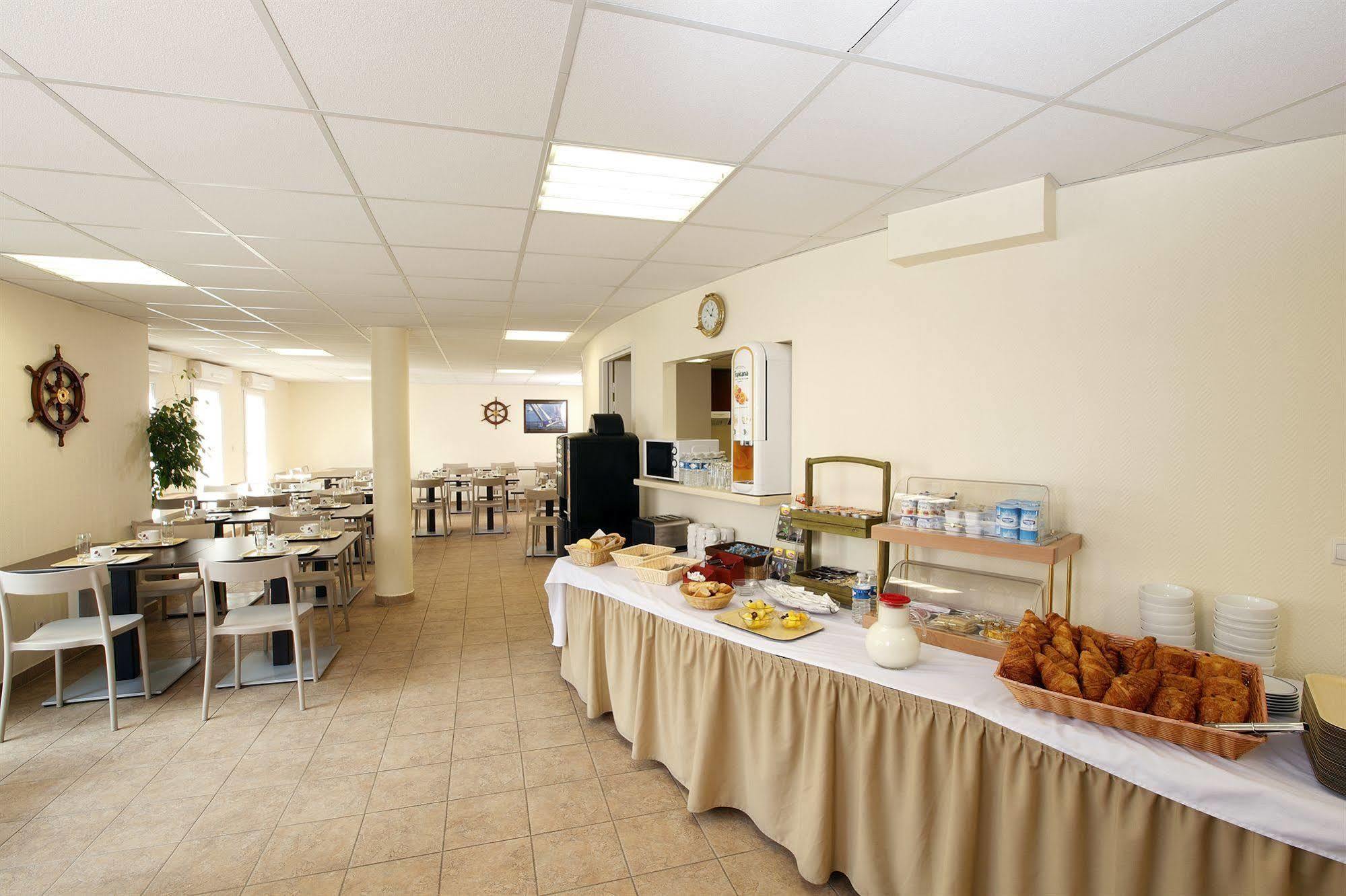 Appart'City Pontoise Cergy-Le-Haut Esterno foto